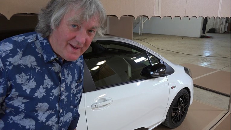 James May je raspakirao svoj novi auto