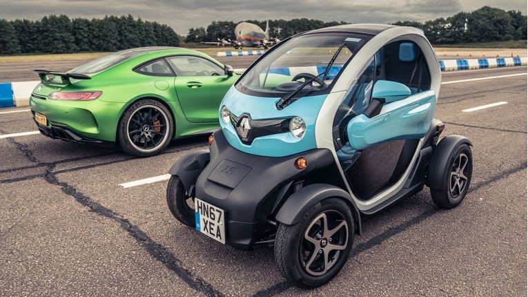 Može li maleni Renault biti brži od Mercedesovog bolida? Može
