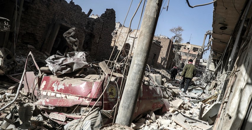 Sirijska vojska bacala bojler-bombe na grad Deru