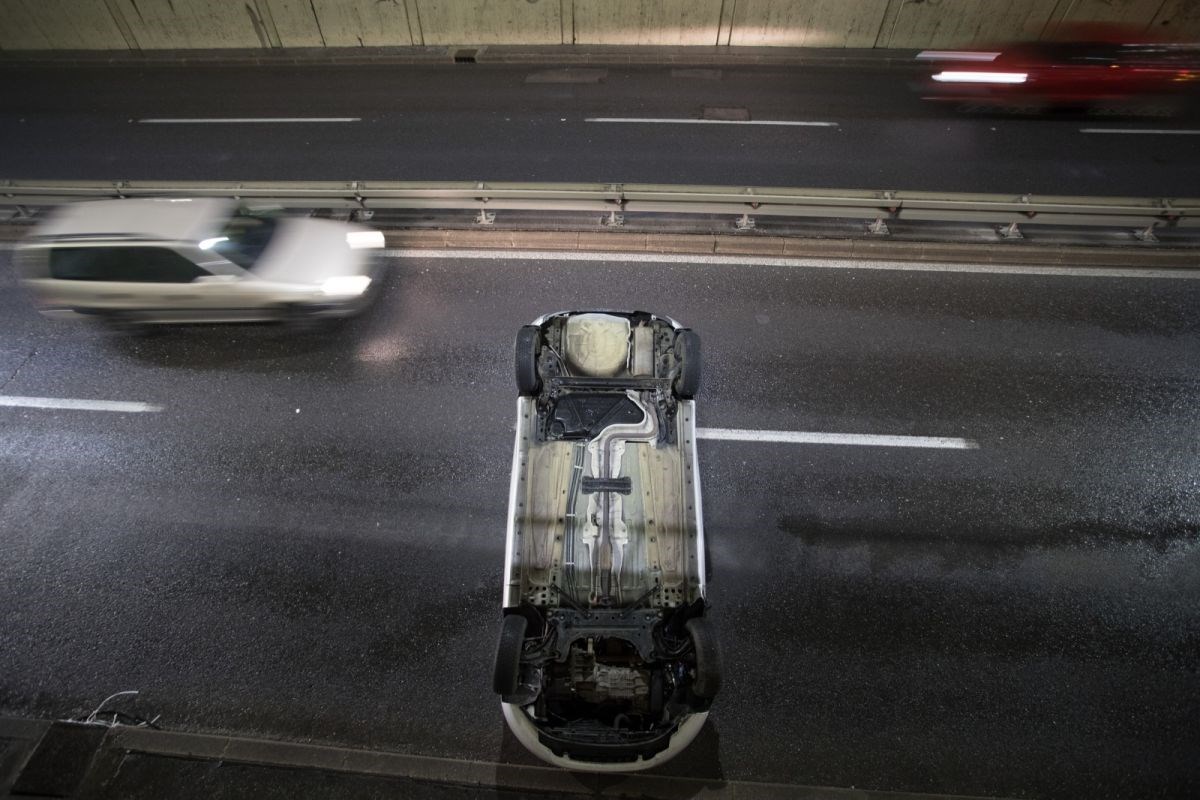 Auto na zagrebačkoj Slavonskoj aveniji završio na krovu