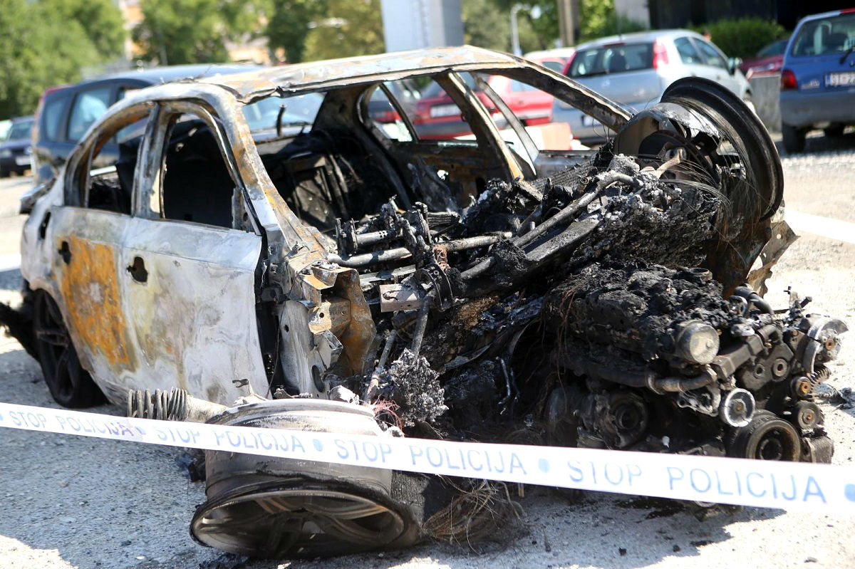 U Dubrovniku eksplodirao auto