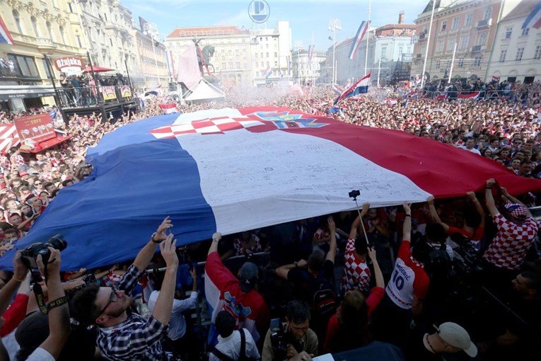 U Zagrebu se puca za viceprvake svijeta! Pogledajte kako je 50 tisuća ljudi bodrilo Hrvatsku