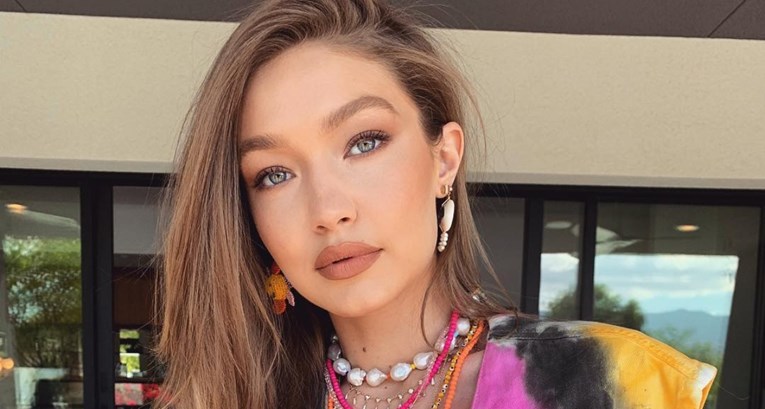 Gigi Hadid na Coachelli nosi veliki proljetni trend, ali i vrlo neobične hlače