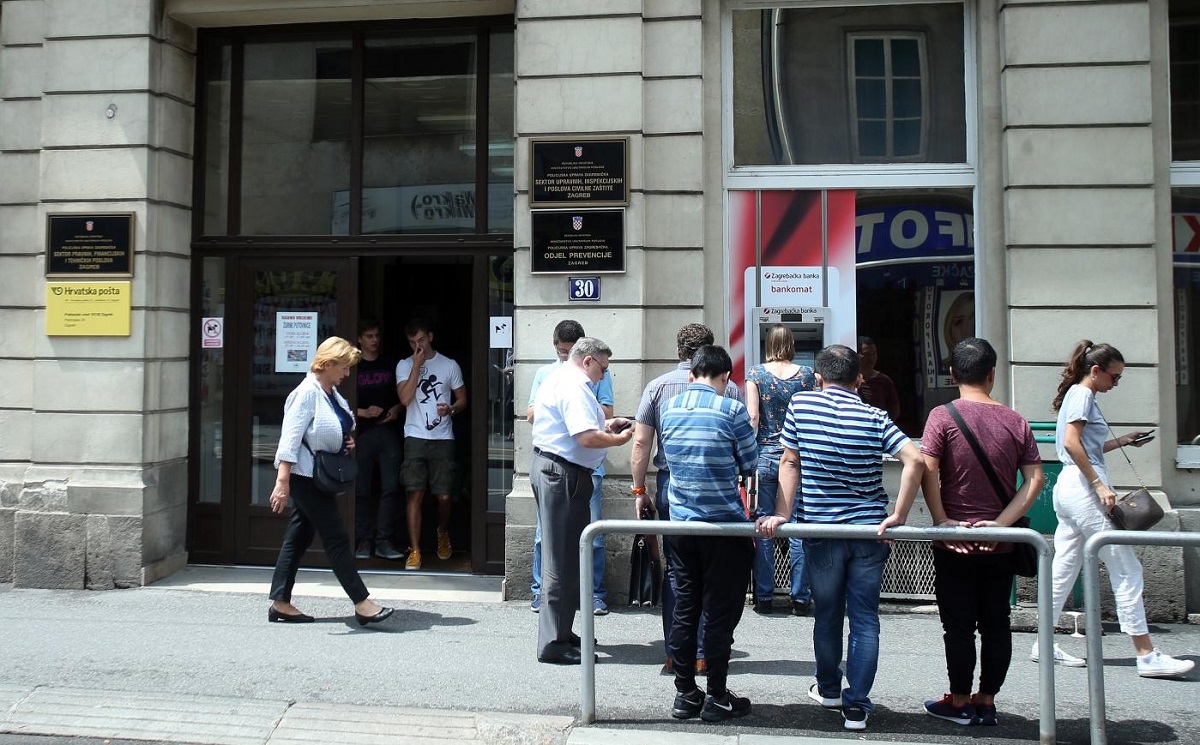 Zagrebačkoj policiji ljetno radno vrijeme traje do kraja rujna