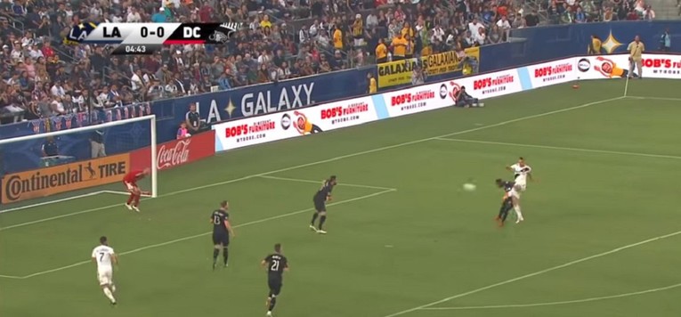 Zlatan je zlatanovski zabio 500. gol u karijeri