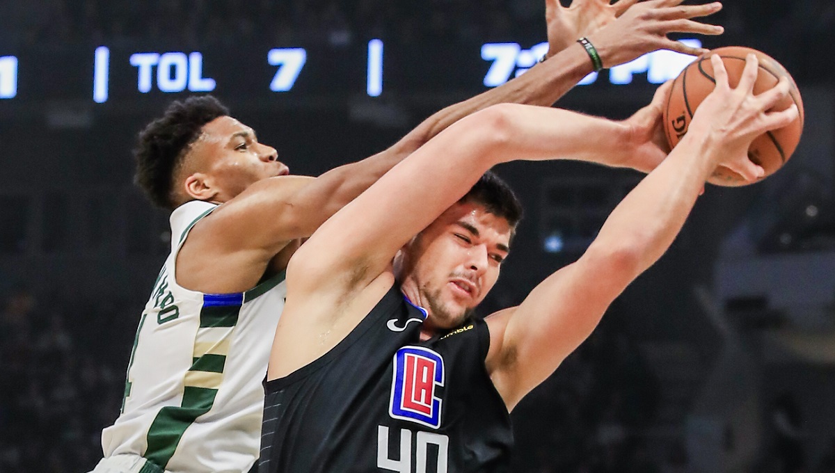 Zubac odigrao solidno, ali nedovoljno za najbolju momčad NBA lige