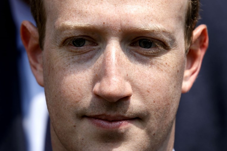 Sve više direktora napušta Facebook, što se to događa?