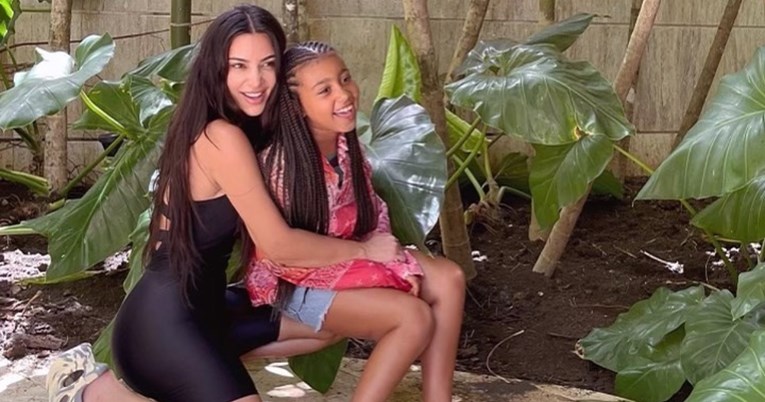 Kim Kardashian iznenađena je modnim stilom najstarije kćeri: Rock'n'roll i tetovaže