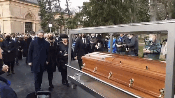 VIDEO Oko tisuću ljudi došlo na Cicin sprovod. Ispratili su ga uz omiljenu pjesmu