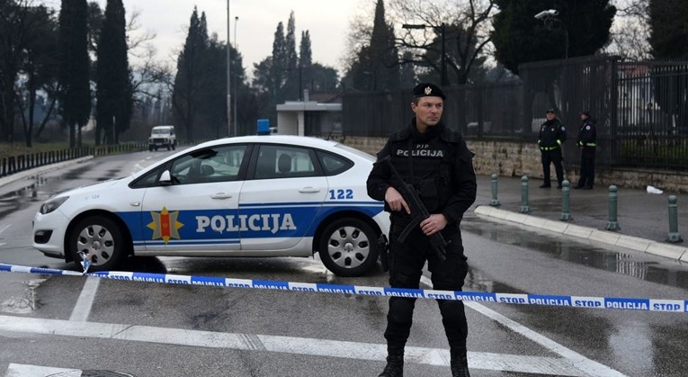 Napad u Crnoj Gori: LGBT osobi urezali križ na grudima, ozlijedili joj genitalije