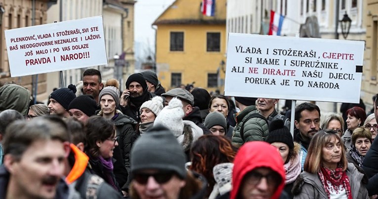 Ovo su sad omiljeni termini teoretičara zavjera: Plandemija, korona-nacizam...