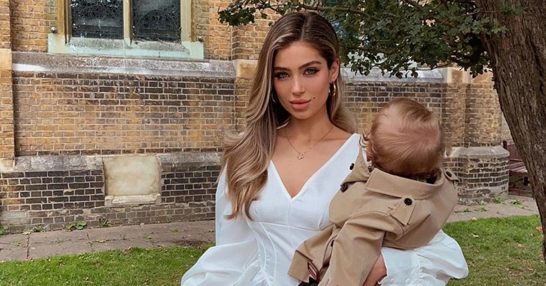 Influencerica zapela s bebom u Velikoj Britaniji, ne može se vratiti u Australiju