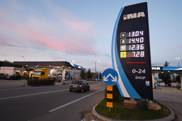 Od utorka cijena dizela raste za kunu i pol po litri, benzina za 70 lipa 04bee4db-fedf-416f-84b1-1ce059a6c871