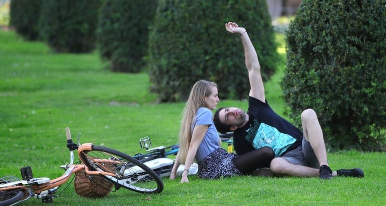 Ljetne temperature izmamile Zagrepčane na ulice, uživaju prije najavljene promjene