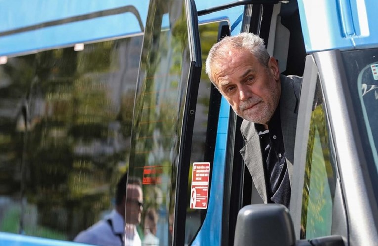 Novinari pitali Stožer o navodnoj snimci Bandića u punom restoranu bez maske