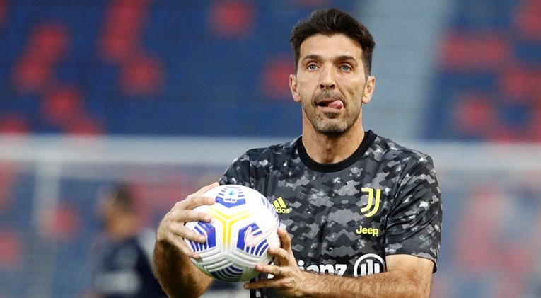Parmini ultrasi oštro poručili Buffonu: Bio si i ostat ćeš malen čovjek