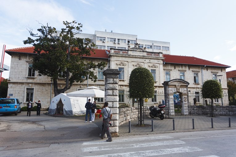 U Zadarskoj 195 novih, to je dnevni rekord od početka epidemije. Virus ušao u dom