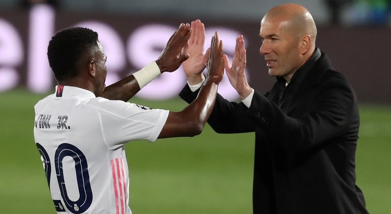 REAL - LIVERPOOL 3:1 Vinicius doveo Real blizu polufinala LP-a, Modrić asistirao