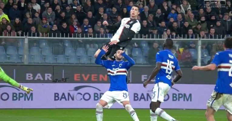 Pogledajte čudesni gol Ronalda. U 34. godini zabio je s 256 centimetara visine