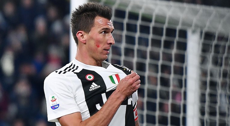 Marca: Mandžukića u Španjolsku zove velikan koji ima problem s napadačima