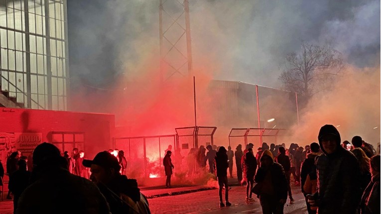 VIDEO Po Europi izbijaju prosvjedi protiv mjera i covid-potvrda, neki su nasilni