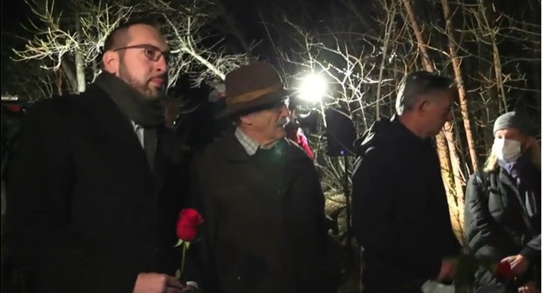 Tomašević odao počast obitelji Zec: Sramotno je da nijedan gradonačelnik nije bio tu