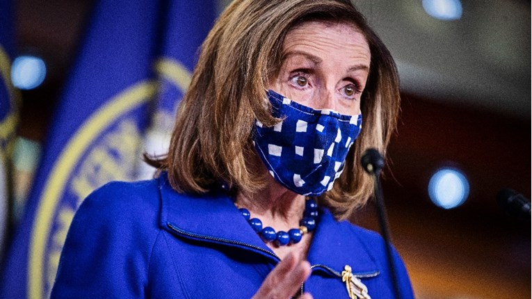 Pelosi najavila osnivanje povjerenstva za istragu upada Trumpove rulje na Kapitol