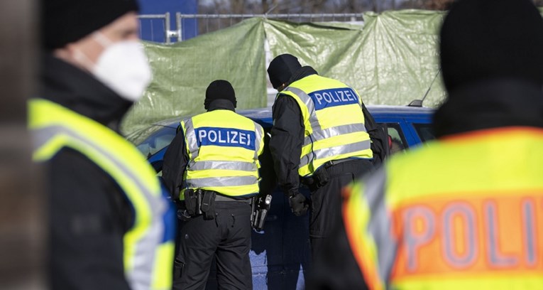Afganistanci u Berlinu ubili sestru. Stavili je u kofer, odvezli vlakom i zakopali