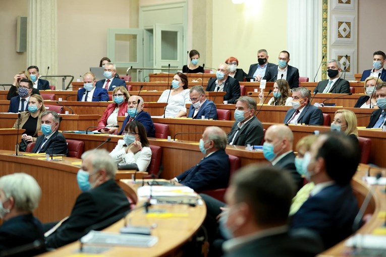 Sabor sutra glasa o čak sedam zakona reforme socijalne skrbi. Evo što se sve mijenja
