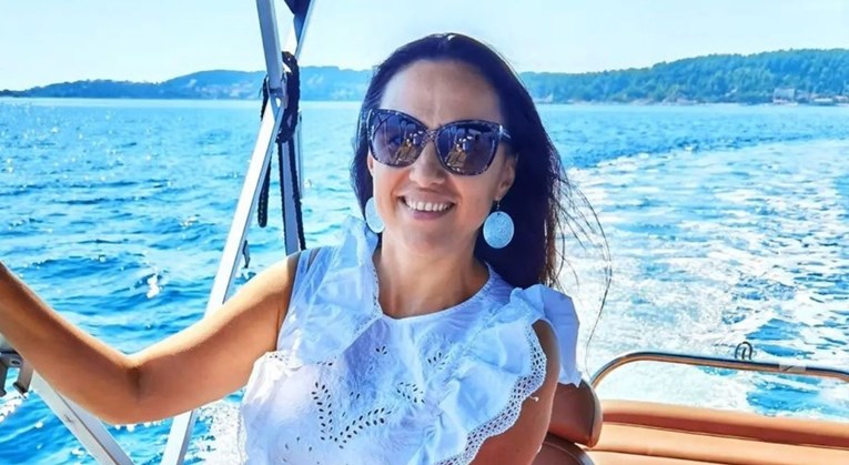 Marijana Mikulić pozirala u badiću na plaži: Razmazana maskara, sekirancija nula