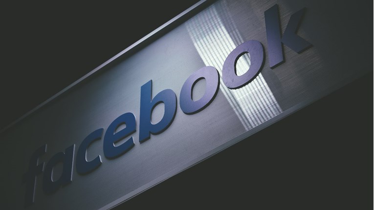 Facebook novim podmorskim kablovima planira povezati jugoistočnu Aziju i SAD