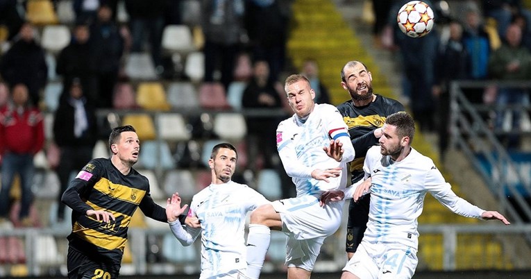 RIJEKA - OSIJEK 0:0 Derbi bez pobjednika ostavio Rijeku na vrhu HNL-a