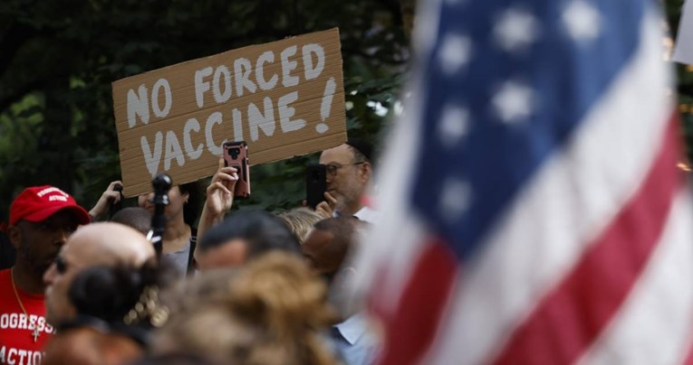 Ovo su priče američkih učitelja i medicinskih sestara koji se odbijaju cijepiti