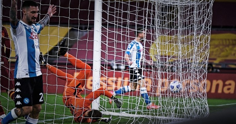 ROMA - NAPOLI 0:2 Mertens s dvije golčine srušio Romu u borbi za Ligu prvaka