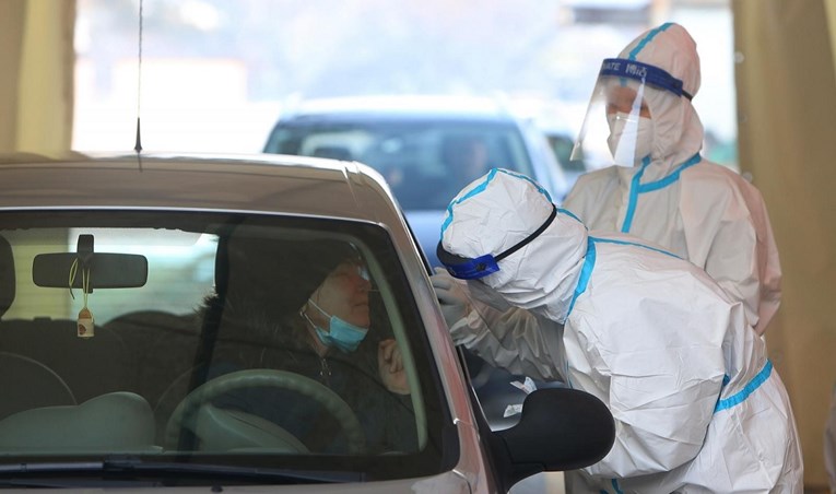 Stožer: 448 novih slučajeva na 6208 testiranih. Umrle 23 osobe