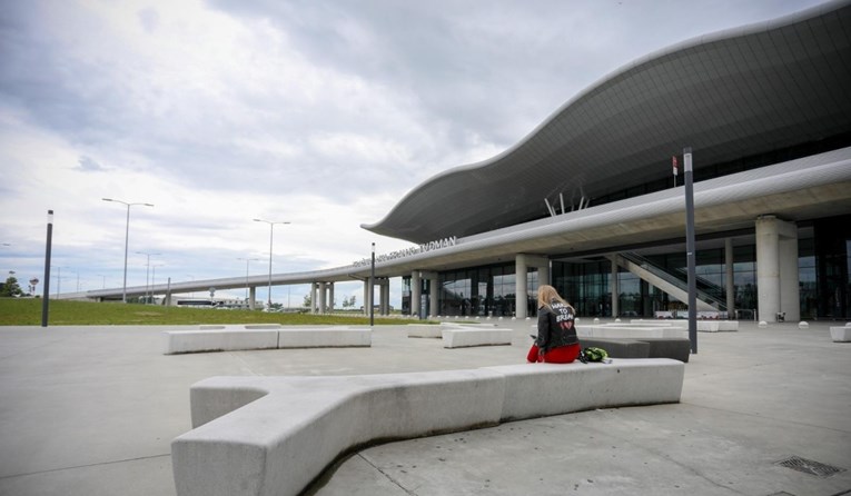 Zagrebačkim aerodromom u kolovozu prošlo manje od 200 tisuća putnika