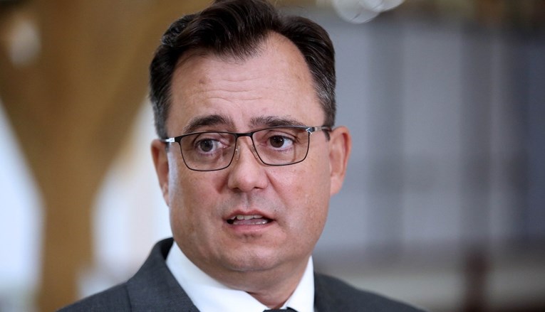 Vanđelić podnio ostavku