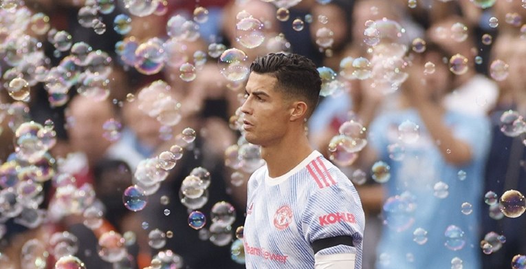 Ronaldo je u dvije i pol utakmice za United postigao četiri gola. Ovaj je povijestan