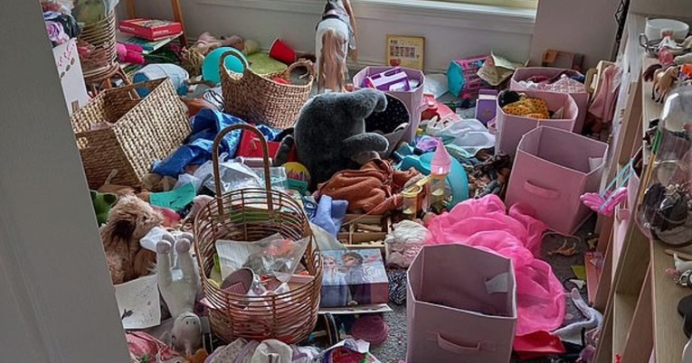 Mama zamolila ljude za pomoć zbog neuredne kćeri, oni je napali da ju je razmazila