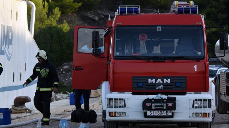 Ovo su brojevi na koje danas možete dobiti vatrogasce