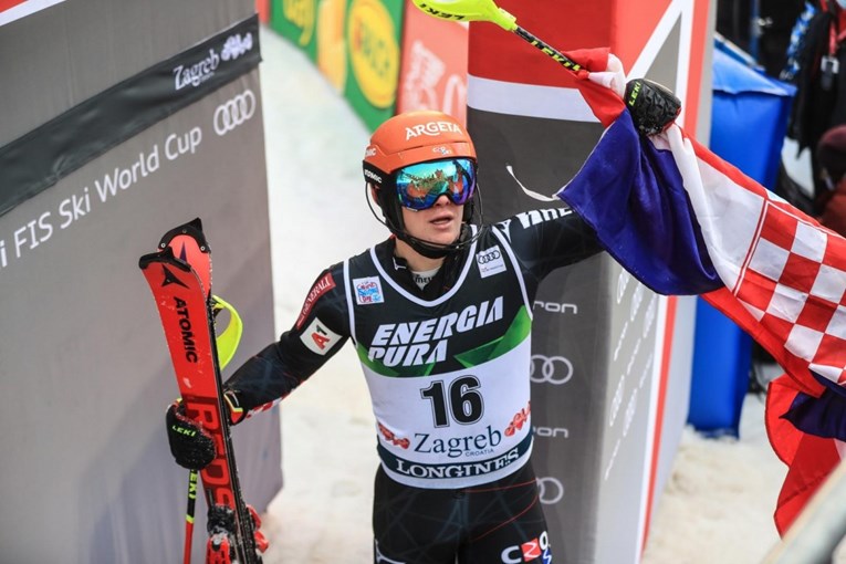 Povijesni dan za hrvatsko skijanje na Sljemenu. Zubčić peti, trojica u Top 15