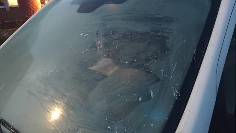Na dječaka u Švicarskoj dvaput naletio auto, preživio je