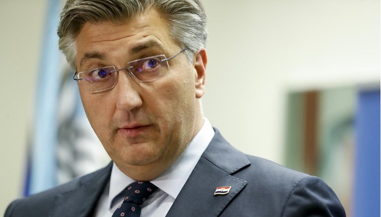 Ako HDZ i Sanader ne vrate milijune, slijedi prisilna ovrha
