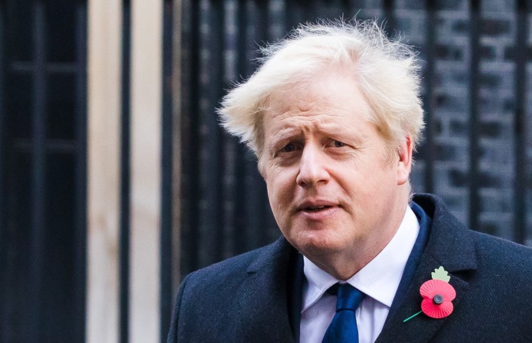 Britanska vlada zbog pandemije trošila 20 milijardi eura, puno ugovora bez natječaja