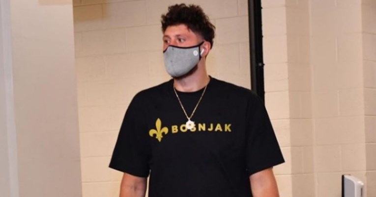 Nurkić objavio fotografiju zagrebačke džamije. Fanovi ga napali zbog Ante Pavelića