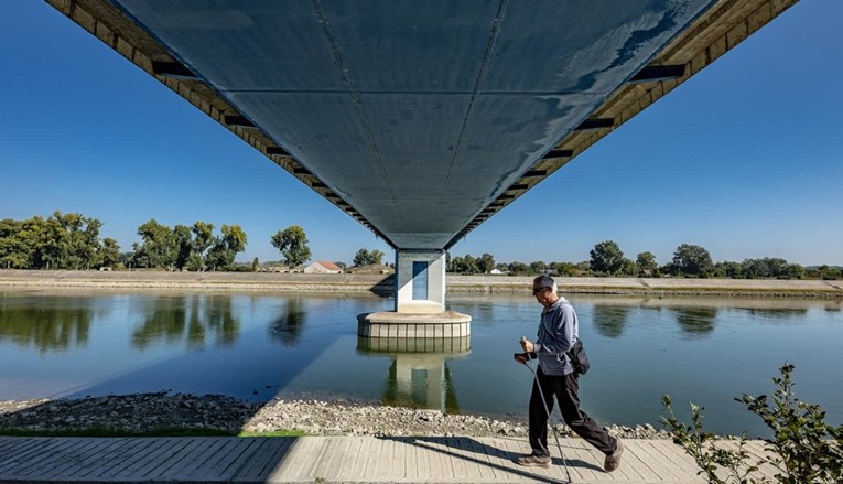 Osijek će umirovljenicima i starijim nezaposlenim samcima isplatiti novčanu pomoć