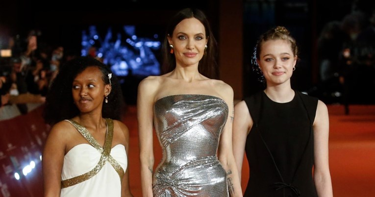Kći Angeline Jolie haljinom privukla pažnju na crvenom tepihu u Rimu