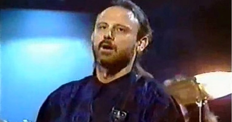 Johnny Štulić za kraj godine objavio album s 28 pjesama, ljudi su oduševljeni