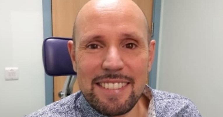Ovo je prvi čovjek na svijetu kojem je ugrađeno umjetno oko dobiveno 3D printerom