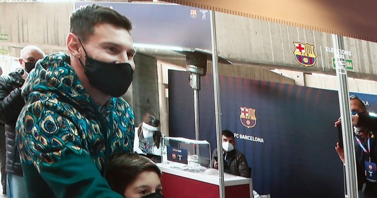Messi je danas povukao potez koji odaje pod kojim uvjetima ostaje u Barci